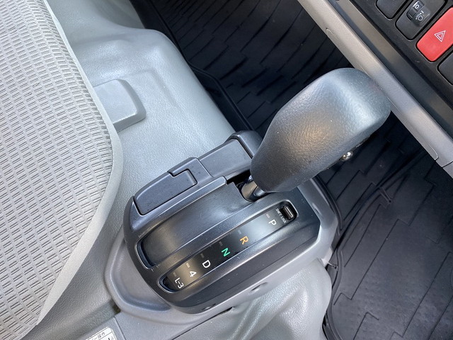 トヨタダイナアルミバン小型（2t・3t）[写真28]