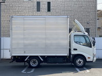 トヨタダイナアルミバン小型（2t・3t）[写真04]