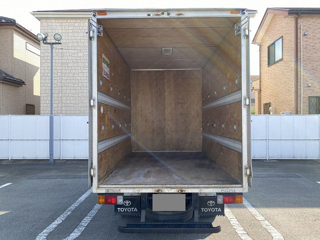 トヨタダイナアルミバン小型（2t・3t）[写真05]