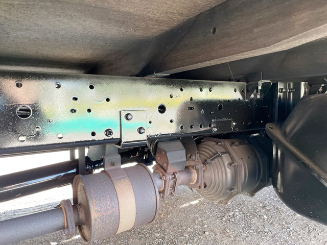 いすゞエルフアルミブロック小型（2t・3t）[写真14]