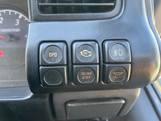 いすゞエルフアルミブロック小型（2t・3t）[写真25]