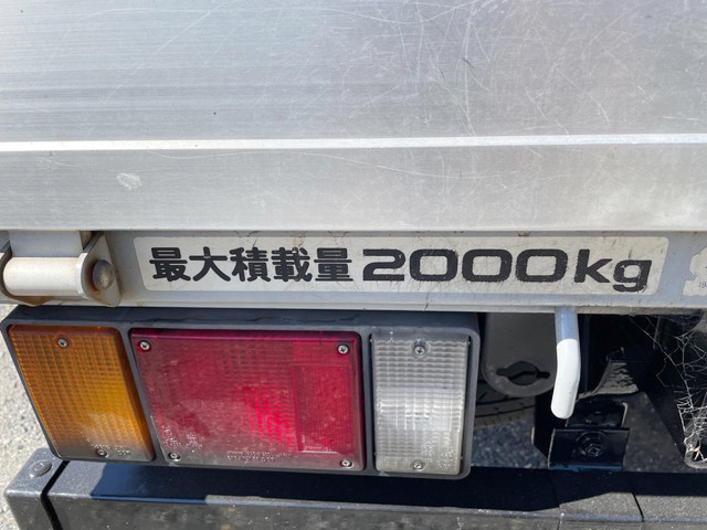 いすゞエルフアルミブロック小型（2t・3t）[写真09]