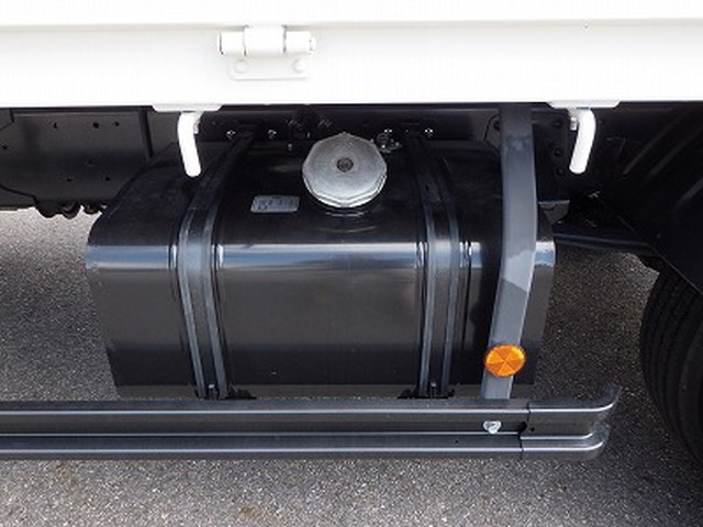 日野レンジャーユニック4段中型（4t）[写真20]