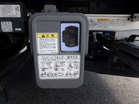 いすゞエルフアルミバン小型（2t・3t）[写真19]