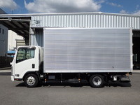 いすゞエルフアルミバン小型（2t・3t）[写真04]