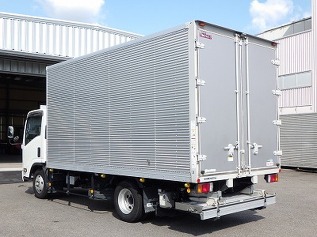 いすゞエルフアルミバン小型（2t・3t）[写真05]