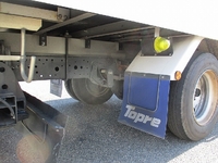 いすゞエルフ冷凍車（冷蔵車）小型（2t・3t）[写真14]