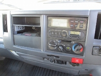 いすゞエルフ冷凍車（冷蔵車）小型（2t・3t）[写真06]