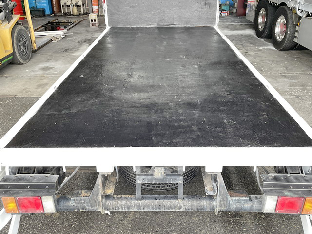 いすゞエルフ平ボディ小型（2t・3t）[写真10]