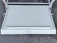 いすゞエルフ平ボディ小型（2t・3t）[写真16]