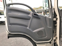 いすゞエルフ平ボディ小型（2t・3t）[写真28]