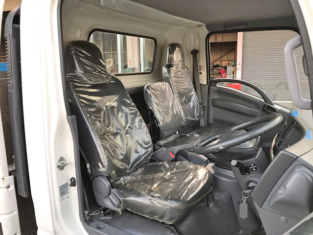 いすゞエルフ平ボディ小型（2t・3t）[写真33]