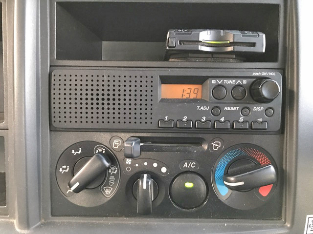 いすゞエルフ平ボディ小型（2t・3t）[写真36]