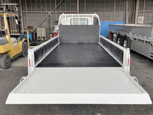 いすゞエルフ平ボディ小型（2t・3t）[写真09]