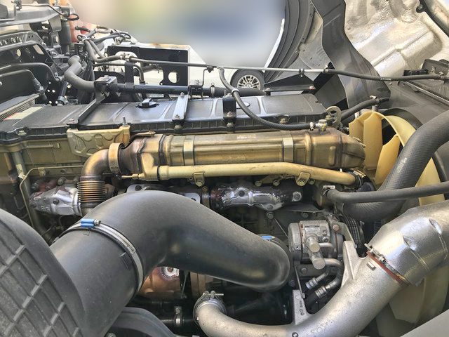 三菱ふそうスーパーグレートアルミウイング大型（10t）[写真18]