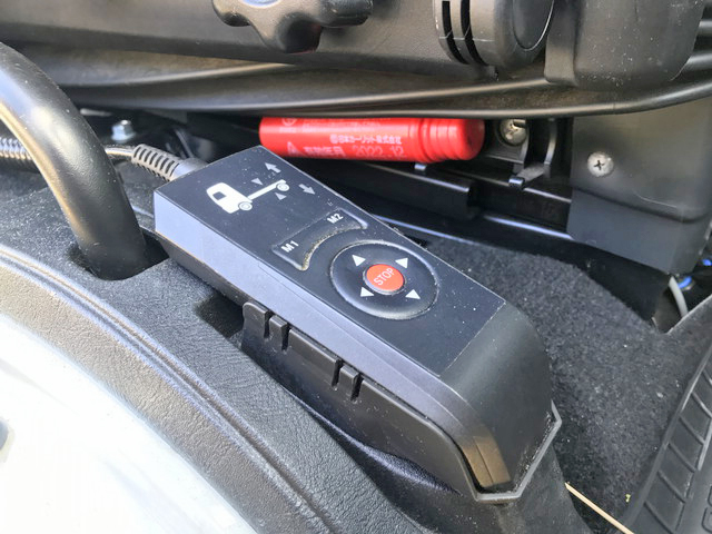 三菱ふそうスーパーグレートアルミウイング大型（10t）[写真34]