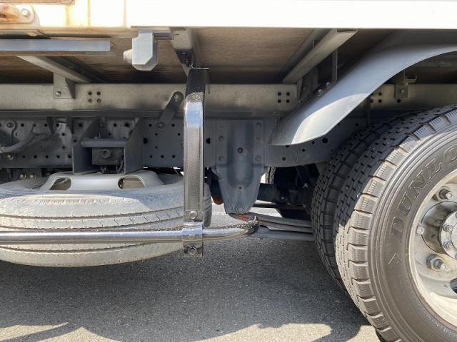 いすゞエルフアルミバン小型（2t・3t）[写真19]