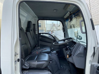 いすゞエルフアルミバン小型（2t・3t）[写真22]