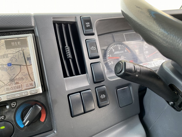 いすゞエルフアルミバン小型（2t・3t）[写真27]