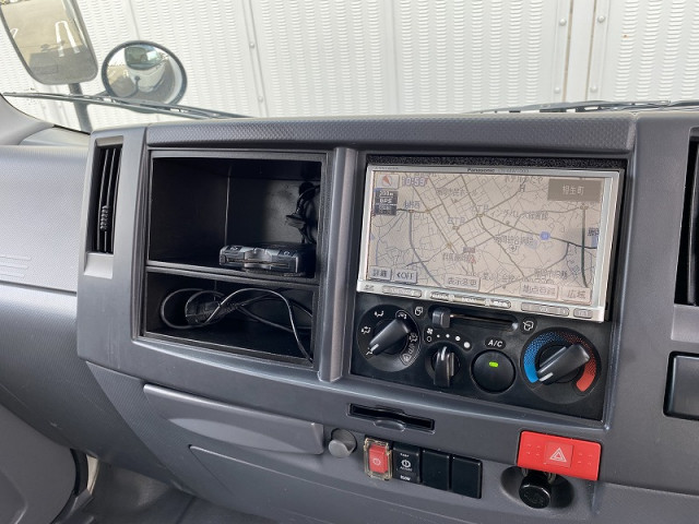 いすゞエルフアルミバン小型（2t・3t）[写真29]