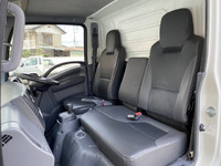 いすゞエルフアルミバン小型（2t・3t）[写真33]