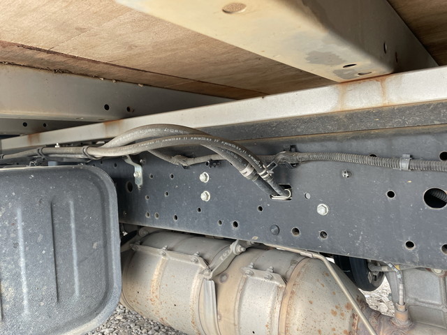 日野デュトロ平ボディ小型（2t・3t）[写真17]