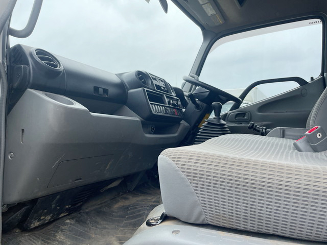 日野デュトロ平ボディ小型（2t・3t）[写真29]