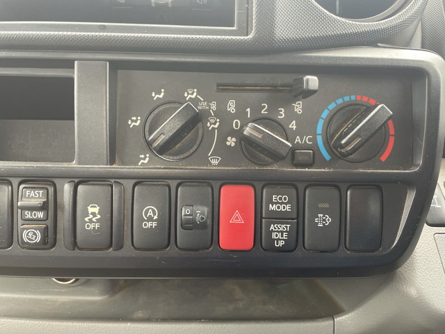 日野デュトロ平ボディ小型（2t・3t）[写真33]