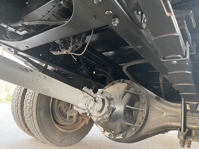 UDトラックスコンドルセルフクレーン3段増トン（6t・8t）[写真13]