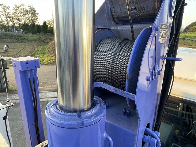 UDトラックスコンドルセルフクレーン3段増トン（6t・8t）[写真27]