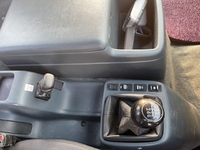 UDトラックスコンドルセルフクレーン3段増トン（6t・8t）[写真36]