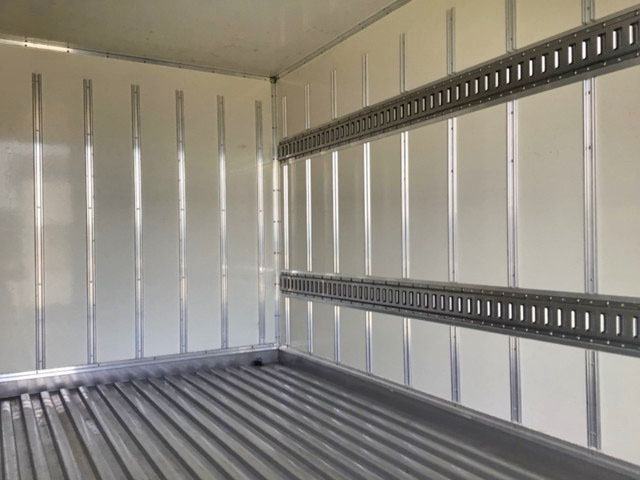 三菱ふそうキャンターパネルバン小型（2t・3t）[写真16]