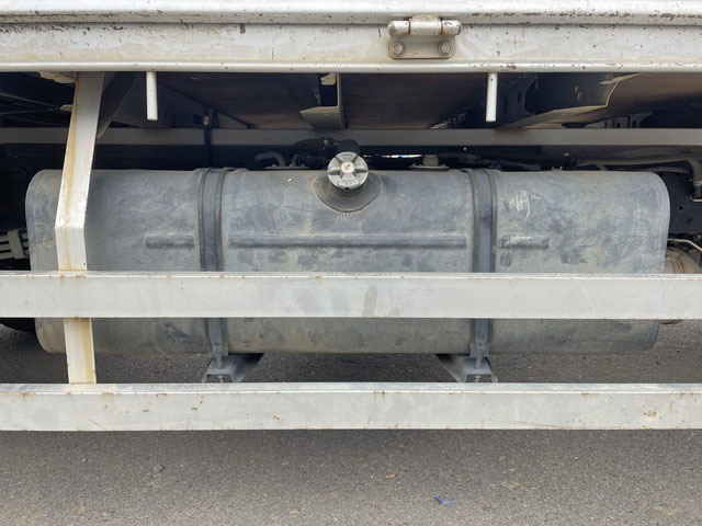 日野デュトロ平ボディ小型（2t・3t）[写真20]