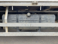 日野デュトロ平ボディ小型（2t・3t）[写真20]