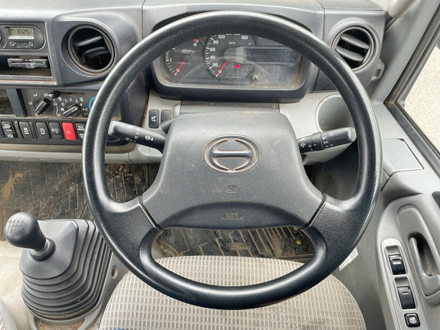 日野デュトロ平ボディ小型（2t・3t）[写真36]