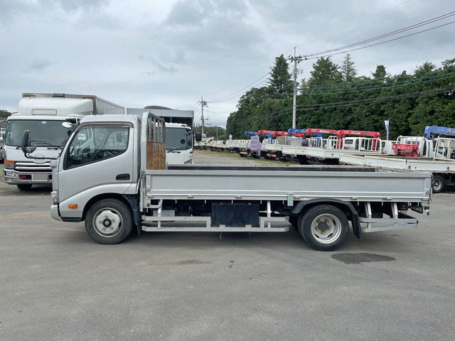 日野デュトロ平ボディ小型（2t・3t）[写真05]