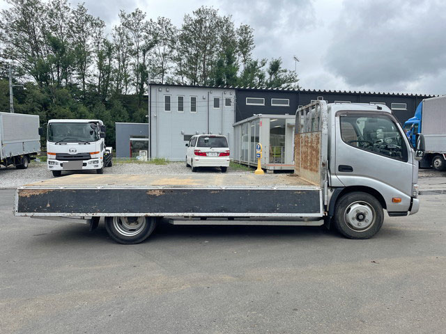 日野デュトロ平ボディ小型（2t・3t）[写真08]