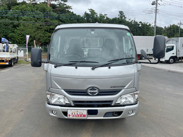 日野デュトロ平ボディ小型（2t・3t）[写真09]