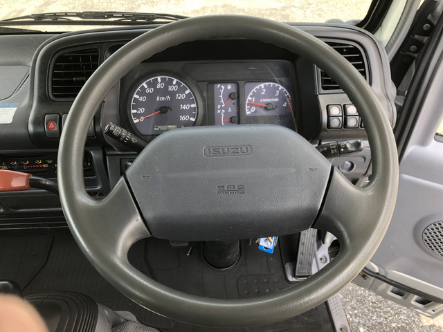 いすゞエルフ高所作業車小型（2t・3t）[写真11]