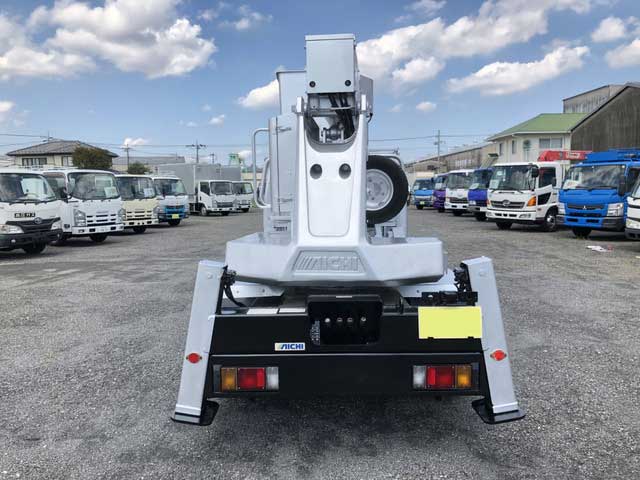 いすゞエルフ高所作業車小型（2t・3t）[写真15]