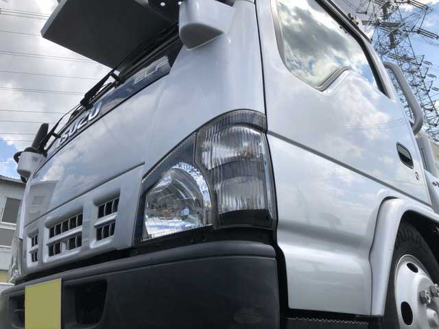 いすゞエルフ高所作業車小型（2t・3t）[写真16]