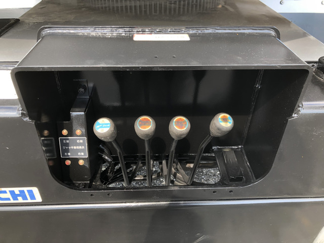 いすゞエルフ高所作業車小型（2t・3t）[写真25]