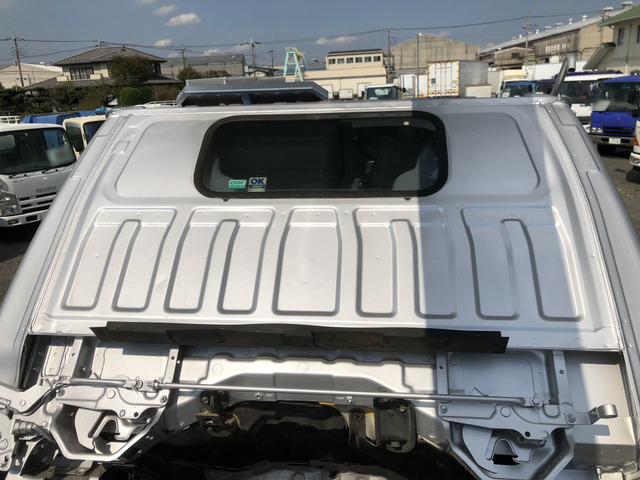 いすゞエルフ高所作業車小型（2t・3t）[写真27]