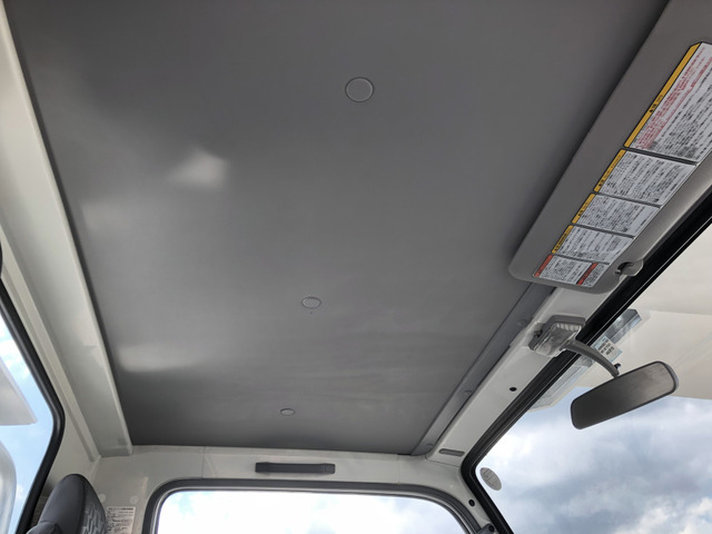 いすゞエルフ高所作業車小型（2t・3t）[写真32]