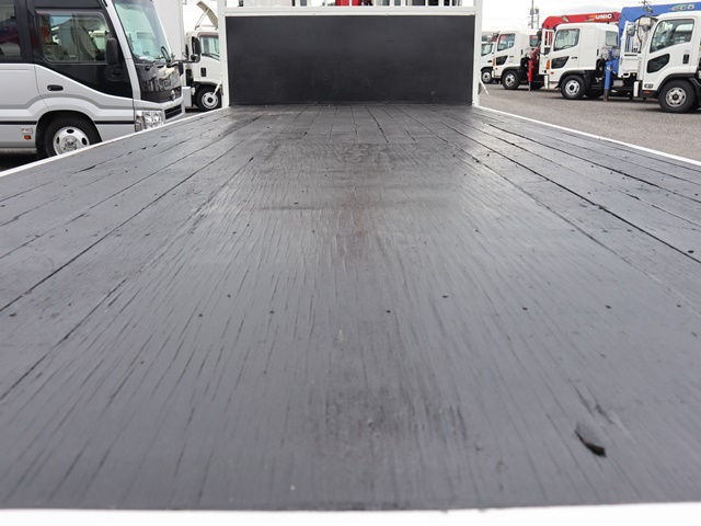 日野レンジャーユニック4段中型（4t）[写真10]