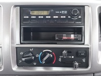 日野レンジャーユニック4段中型（4t）[写真30]