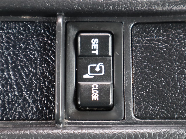 日野レンジャーユニック4段中型（4t）[写真35]