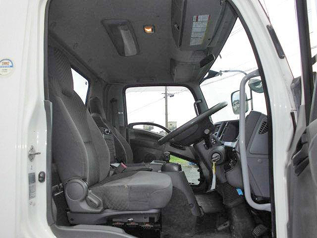 いすゞフォワードクレーン4段中型（4t）[写真29]