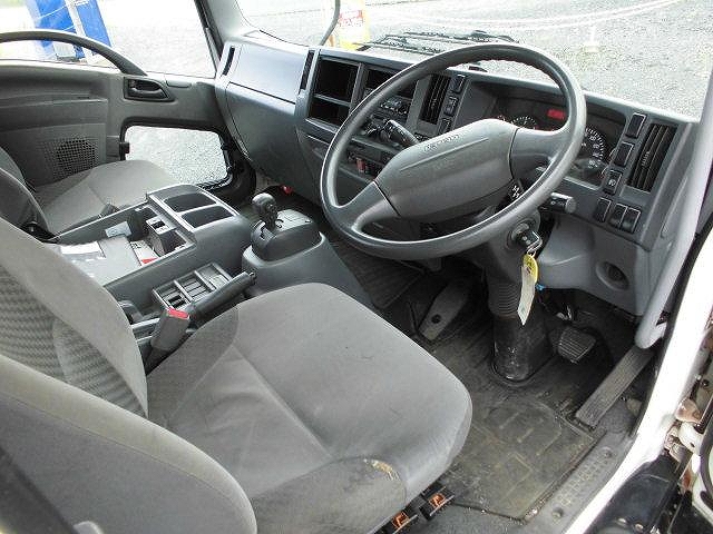 いすゞフォワードクレーン4段中型（4t）[写真31]