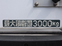 三菱ふそうキャンター冷凍車（冷蔵車）小型（2t・3t）[写真22]